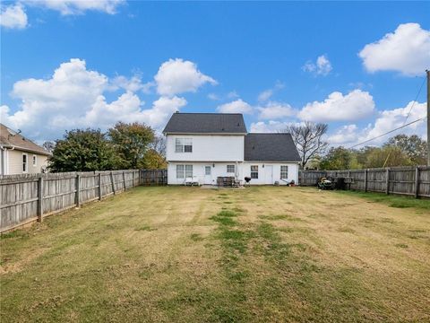 A home in Dawsonville