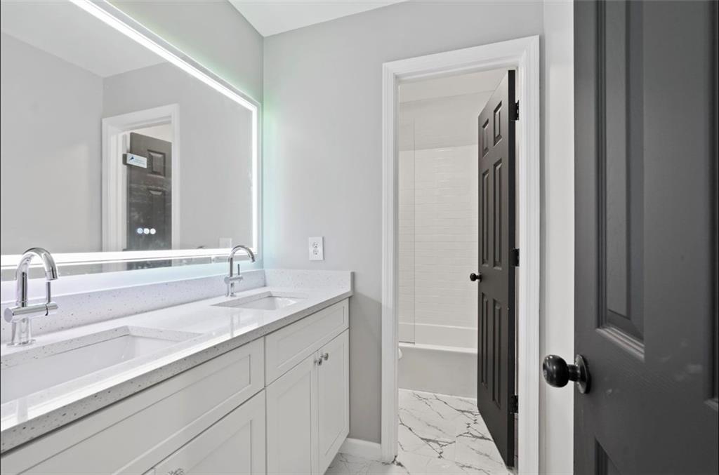 3226 Masters Pass Lane, Snellville, Georgia image 24