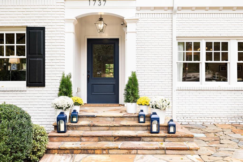 1737 Barnesdale Way NE