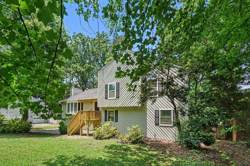 3985 Lookout Point Drive
