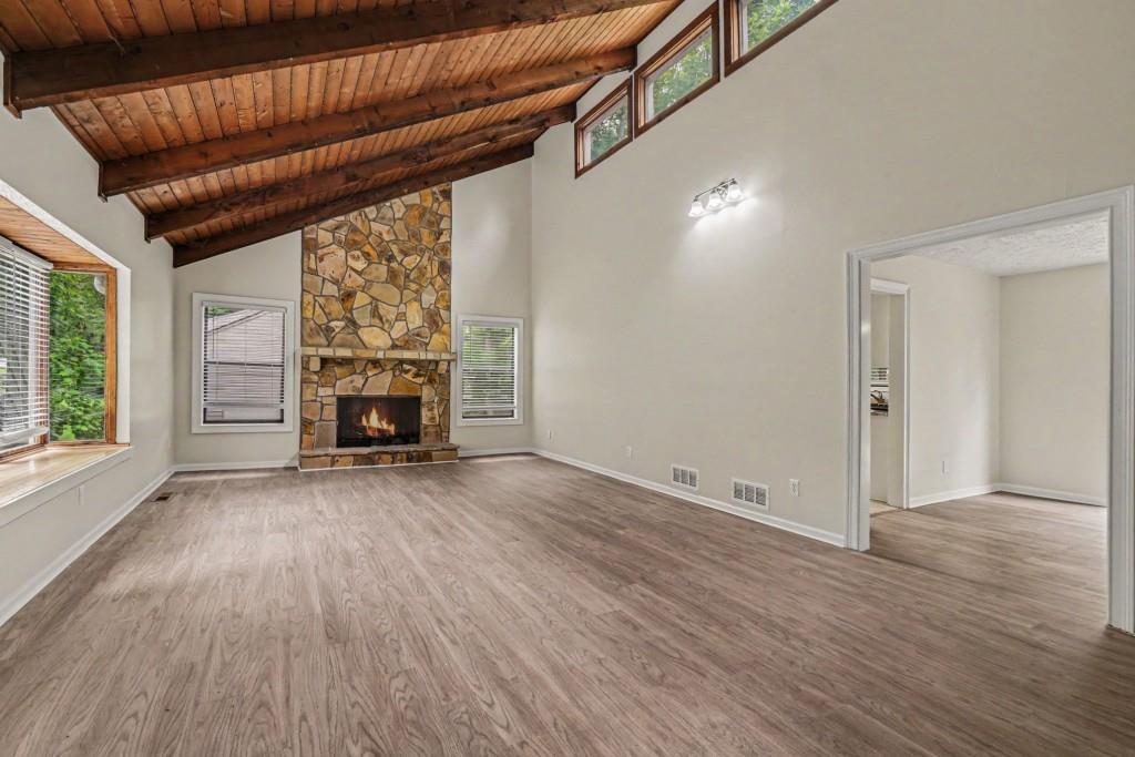 3985 Lookout Point Drive