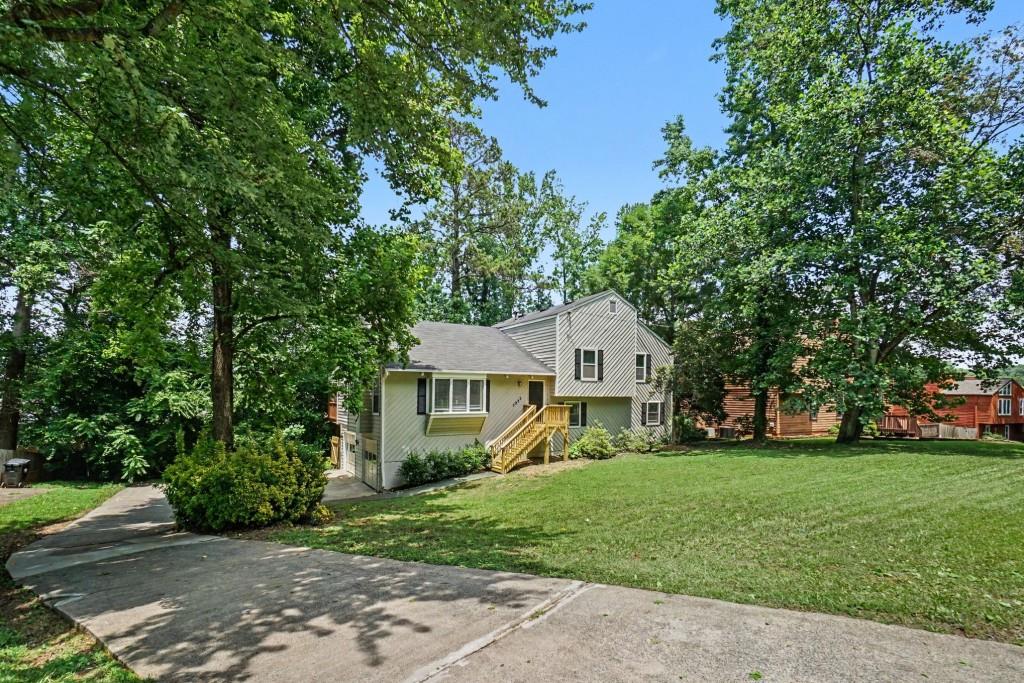 3985 Lookout Point Drive