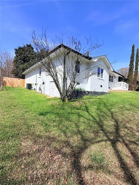 6493 Menlo Way Rex GA 30273