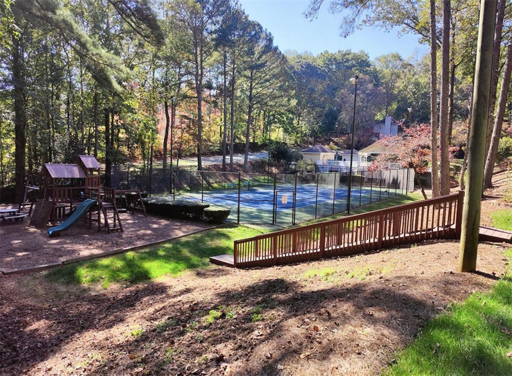 RAINTREE FOREST - Residential