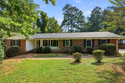 Homes For Sale - 4270 Cove Way<br/> Marietta, GA 30067