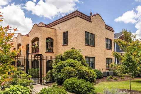 297 Atlanta Avenue SE 8 Atlanta GA 30315