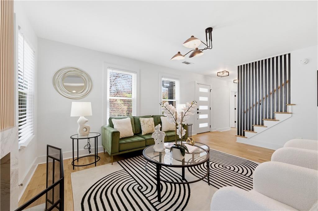 126 Marona Street NE