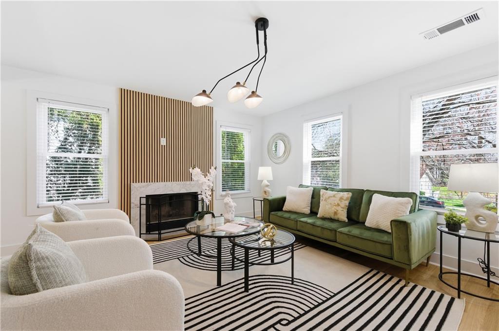 126 Marona Street NE