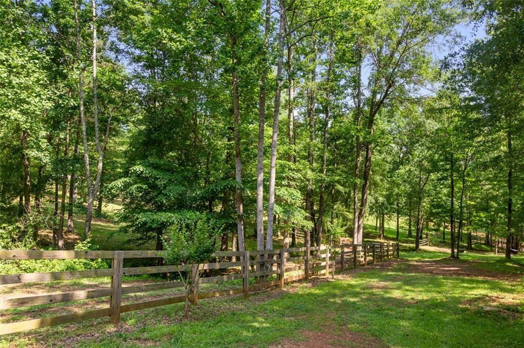 3143 Demooney Road, College Park, Georgia image 10