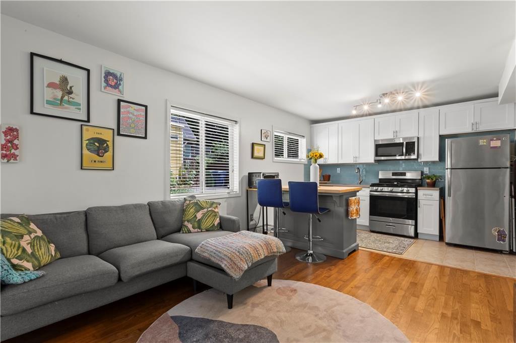 212 Berean Avenue SE 1