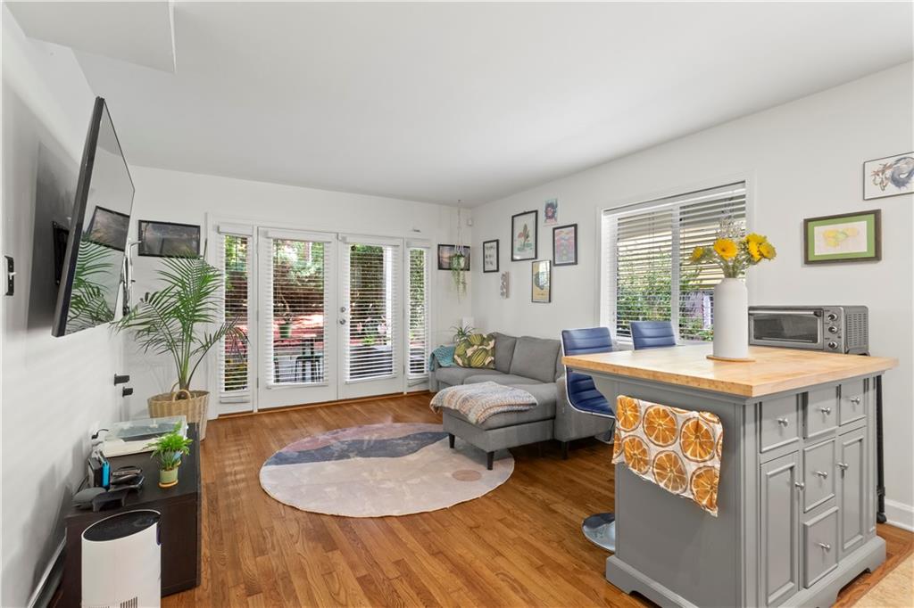 212 Berean Avenue SE 1