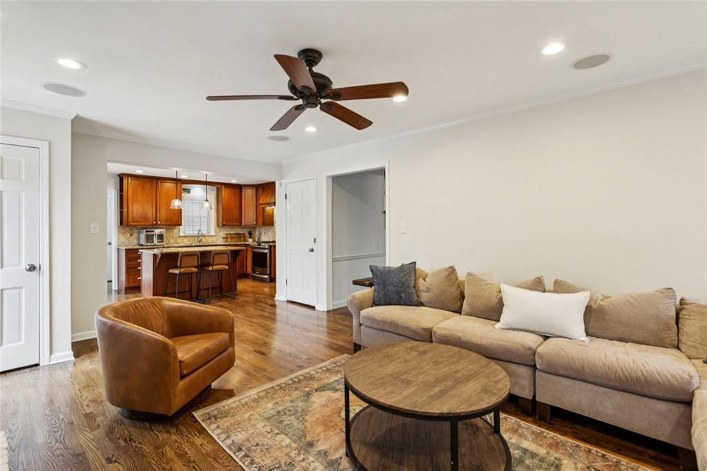 1434 Cedarhurst Drive