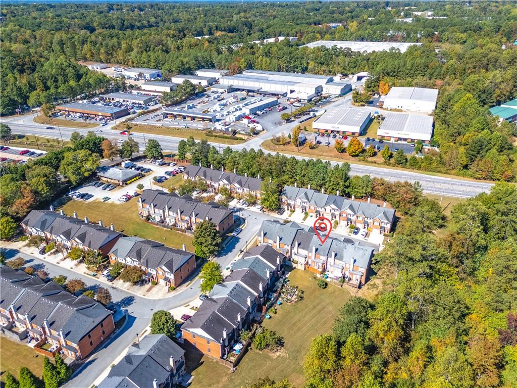CREEKSIDE VILLAS - Residential