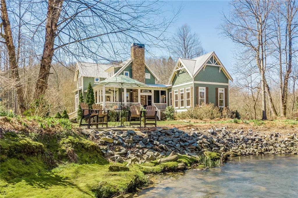 Ellijay, Georgia, 30540, United States, 4 Bedrooms Bedrooms, ,3 BathroomsBathrooms,Residential,Active,1968102