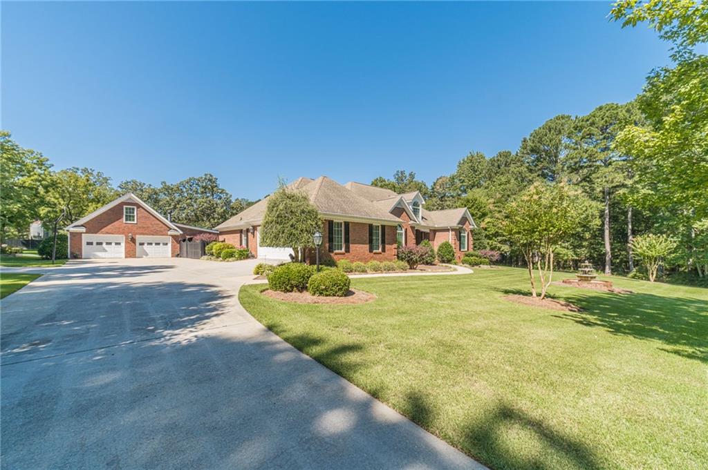 1600 Beagle Run NW