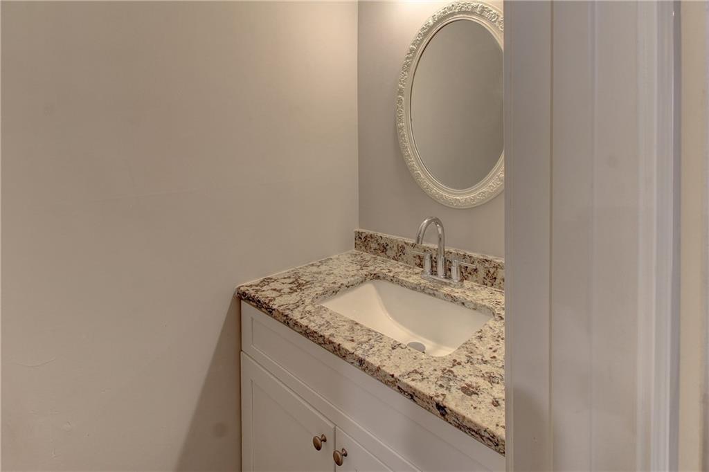 3252 Abbeywood Drive, Decatur, Georgia image 9