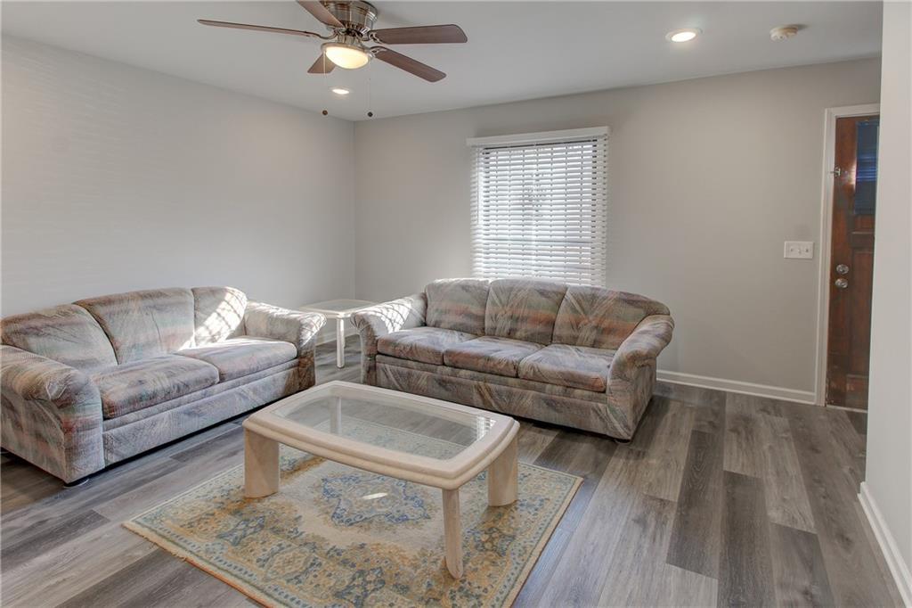 3252 Abbeywood Drive, Decatur, Georgia image 5