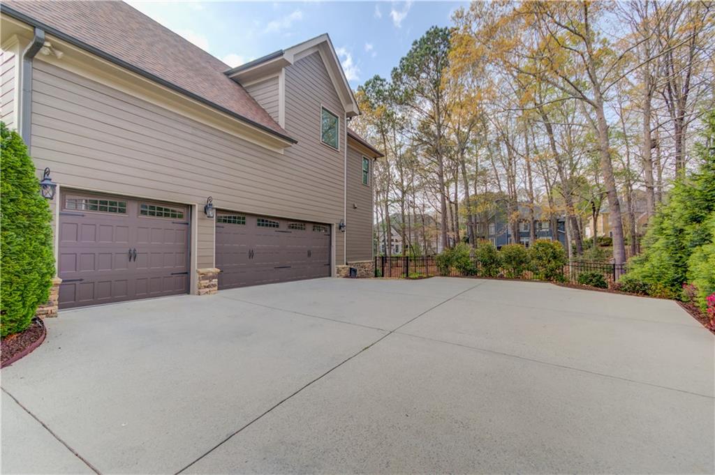 1581 Mulberry Lake Drive, Dacula, Georgia image 3