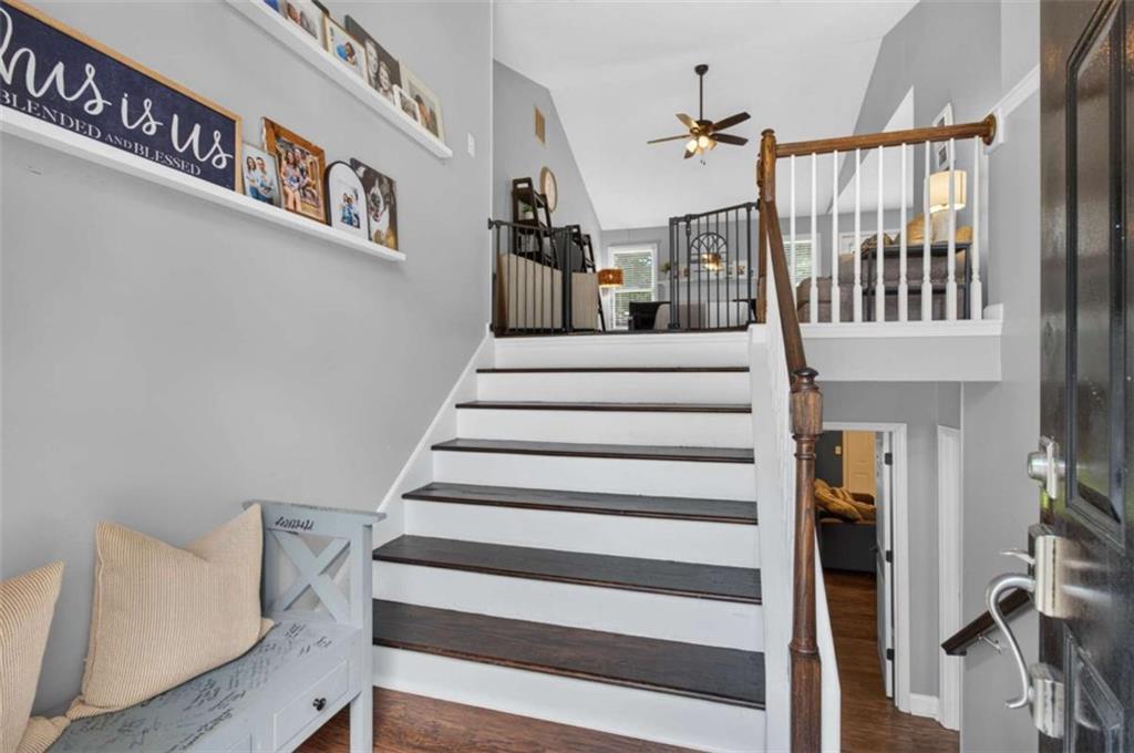 3955 Hamilton View Way