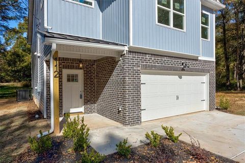 Homes For Sale - 112 Roberts Rd<br/> Locust Grove, GA 30248