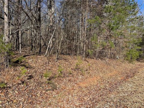 Vacant Land For Sale - 275 Shore Crest Drive<br/> Martin, GA 30557