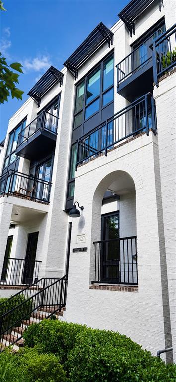 Townhouse For Rent - 2522 Appleden Place #6<br/> Dekalb County, Atlanta, GA 30319