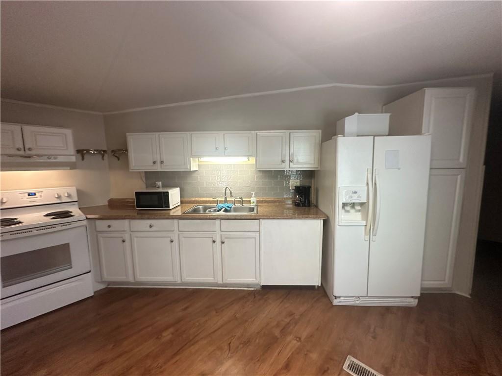 14 Craig Drive, Conyers, Georgia image 9