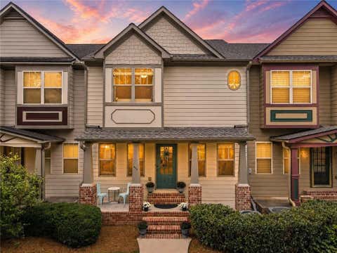 Townhouse For Sale - 405 Royal Crescent Lane<br/> Canton, GA 30115