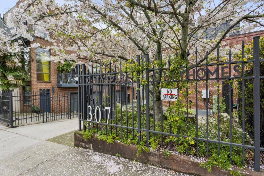 307 Cherokee Avenue SE 3