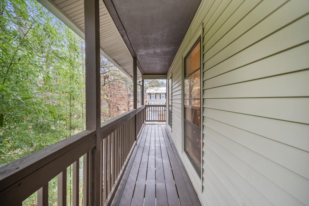 5121 Heather Road SE