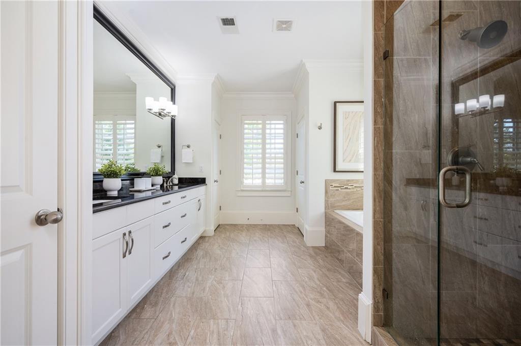 3054 Oglethorpe Way NE, Atlanta, GA, 30319 4 3054 Oglethorpe Way NE