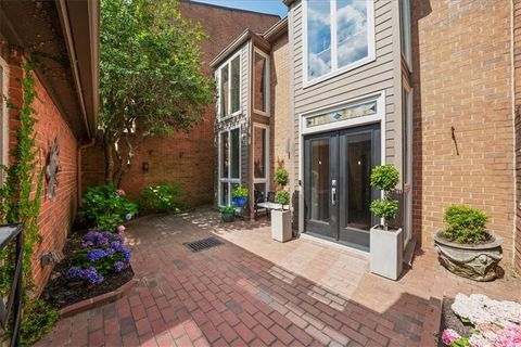 Condo For Sale - 3 Willow Glen<br/> Fulton County, Atlanta, GA 30342