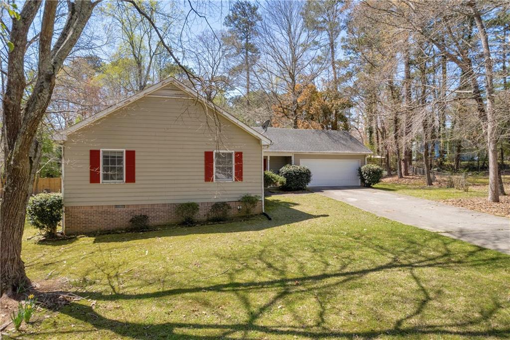 2073 Lou Court, Grayson, Georgia image 3