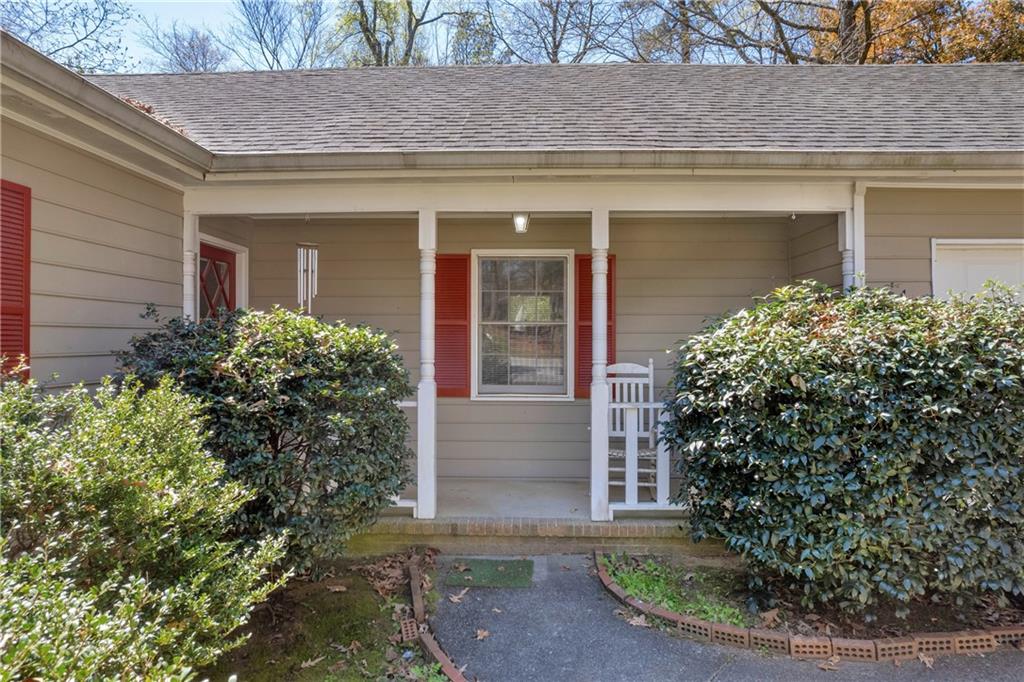 2073 Lou Court, Grayson, Georgia image 4