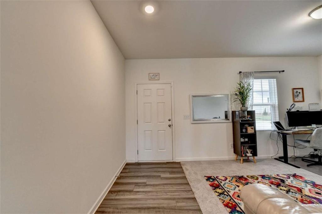 415 Knightsbridge Lane