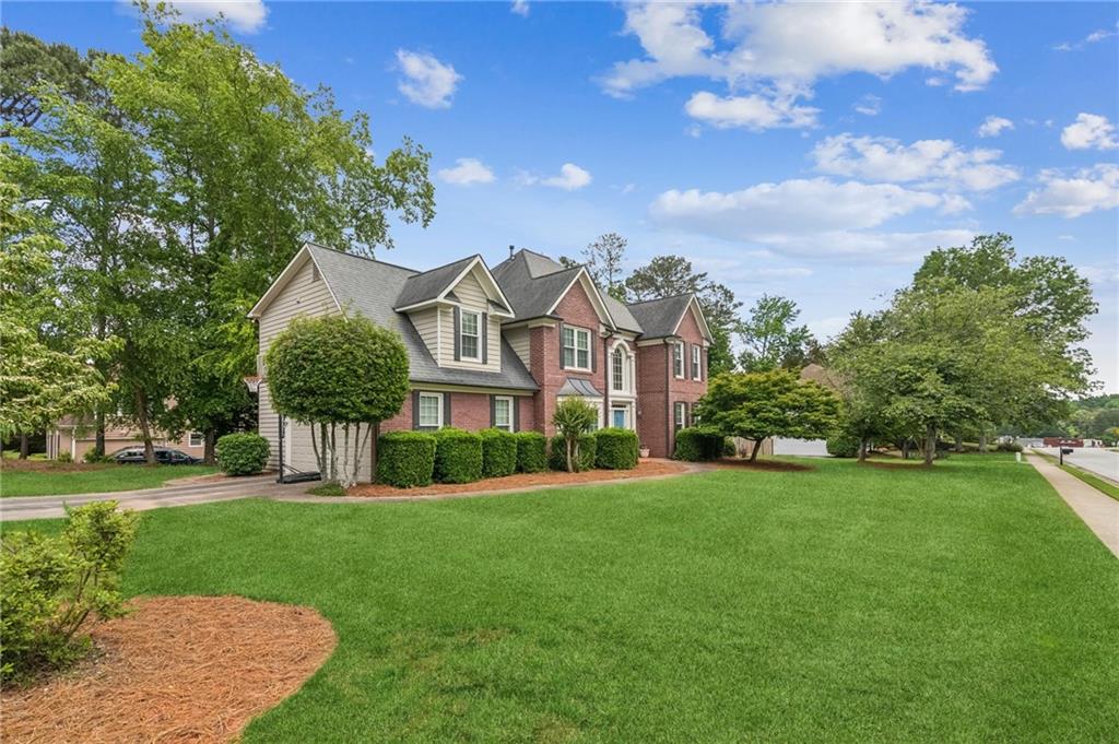 840 Yosemite Drive, Suwanee, Georgia image 2