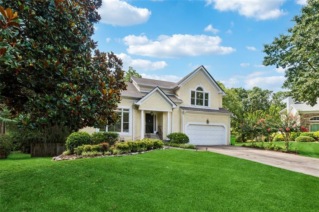 Welcome to your beautiful home in Prime EAST COBB. This Cul-De-Sac home offers an open floor plan, bright vaulted foyer and formal living. Open
concept kitchen features granite with island opens to a breakfast, family and formal dining area. Hardwood floor and custom window treatment.
Spacious master suite with remodeled bathroom and huge walk-in closet! Large bedrooms with J&J bathroom. Newer roof, new master shower, new
refrigerator, new paint in basement and all bathrooms throughout, INCOME PRODUCING PROPERTY has a Finished BASEMENT with KITCHEN,
BEDROOM, full bath, BONUS room, laundry with exterior entry, Private and spacious landscaped fenced yard. Situated on a flat lot with easy access to
parks, shopping, dining and award-winning East Cobb schools. This is a PERFECT home!
