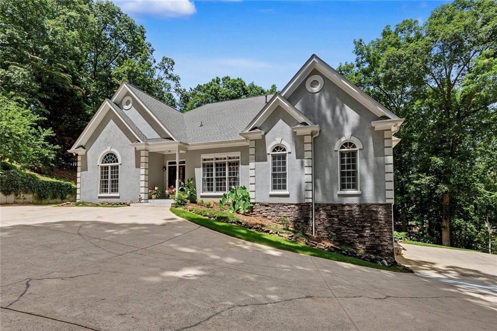550 Saddle Ridge