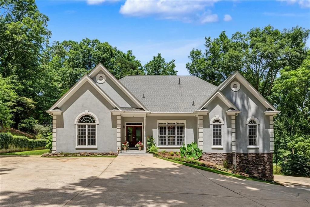 550 Saddle Ridge