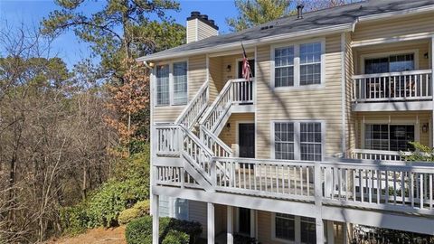 Condo For Sale - 402 SE Countryside Place #402<br/> Smyrna, GA 30080