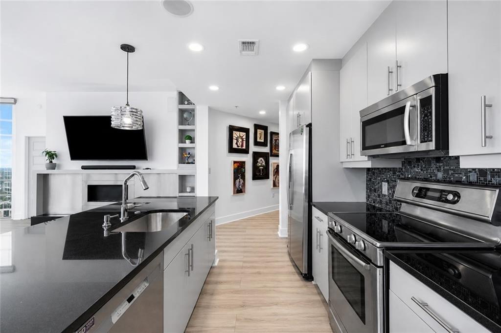 1080 Peachtree Street NE 1410