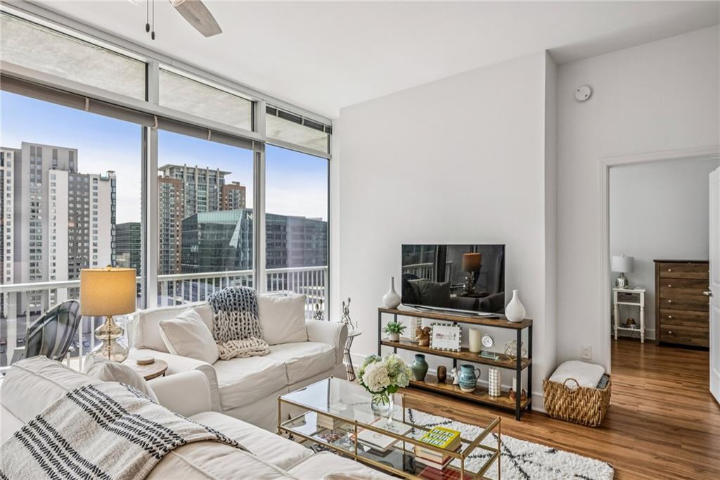 44 Peachtree Place NW 1434