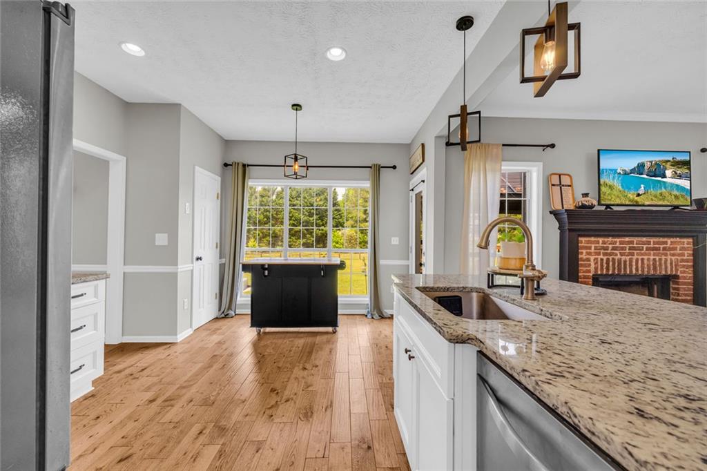 3135 Castlewood Drive, Loganville, Georgia image 33