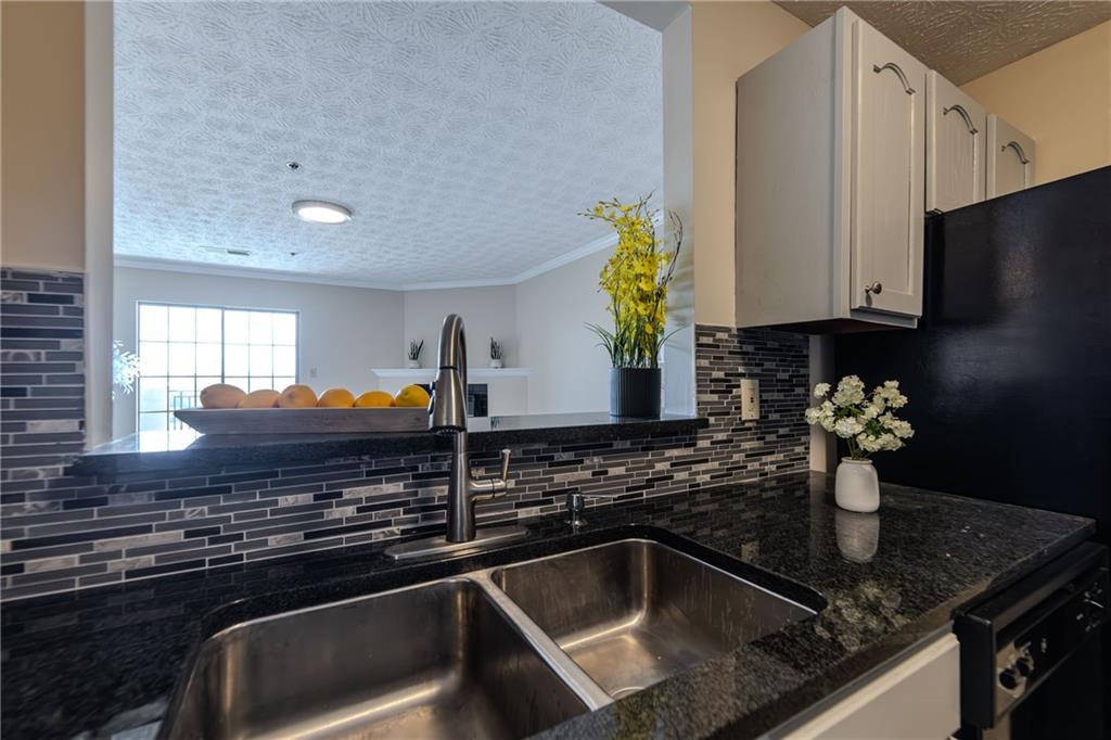 Lenox Villas - Residential