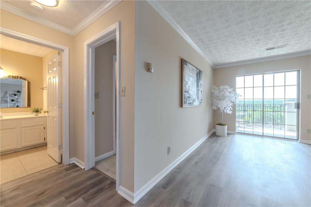 Lenox Villas - Residential