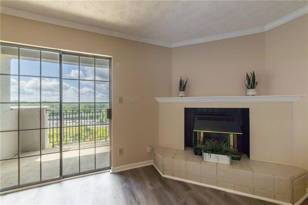 Lenox Villas - Residential