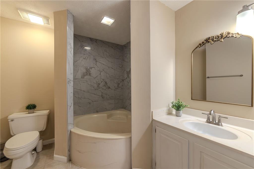 Lenox Villas - Residential