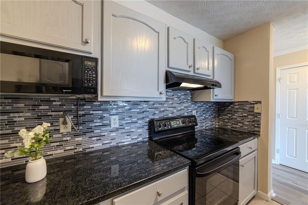 Lenox Villas - Residential