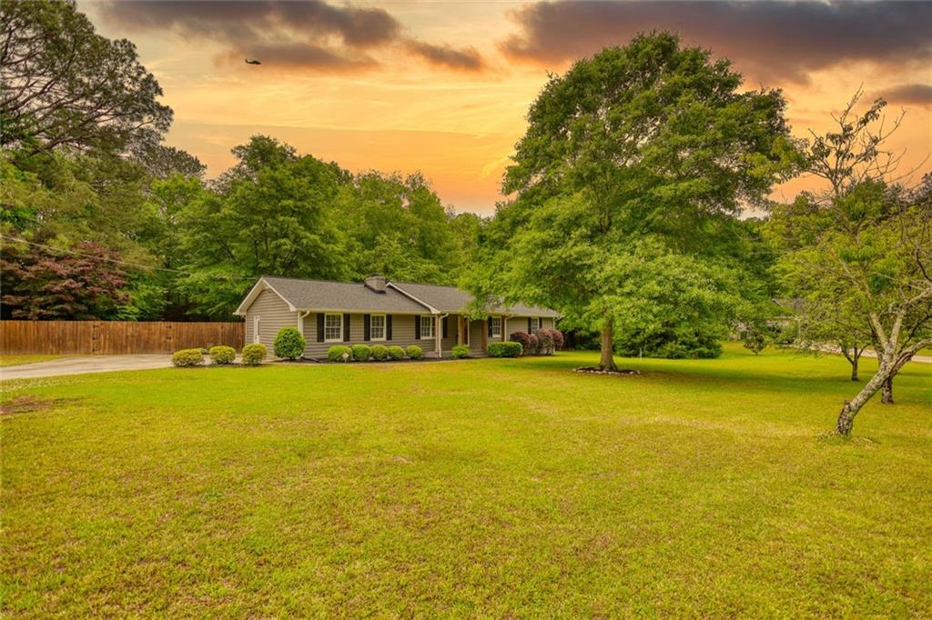 4000 Grove Trail