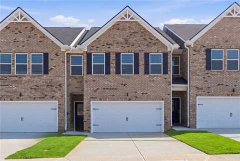 Townhouse For Sale - 3652 Parkway James Drive<br/> Snellville, GA 30039